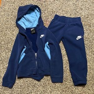 Toddler boy Nike sweatpants and jacket
